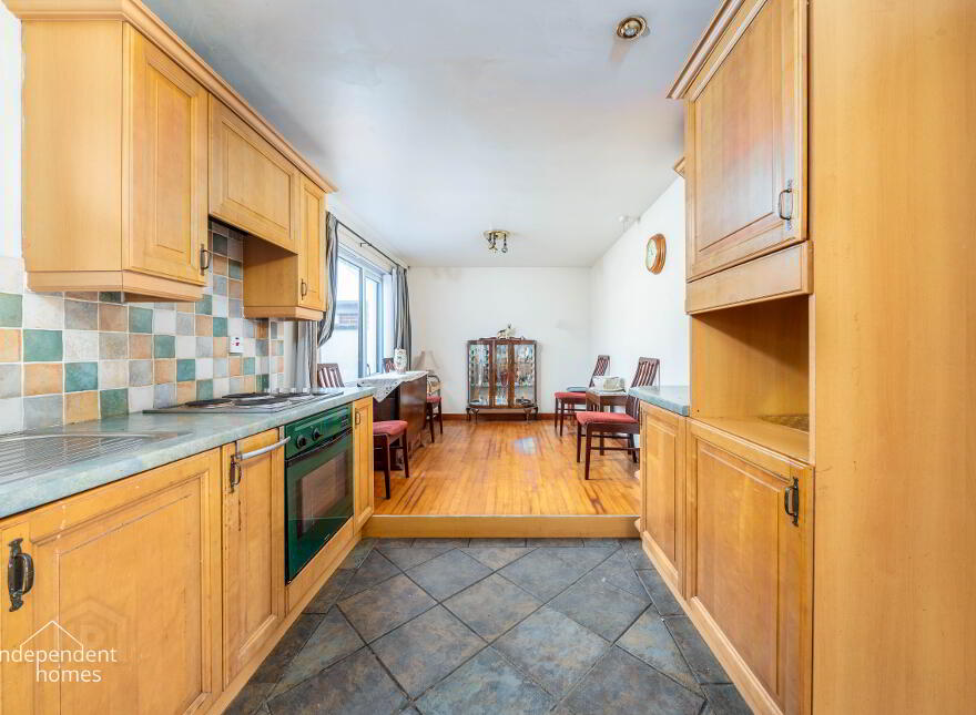 65 Linn Road, Larne, BT40 2BQ