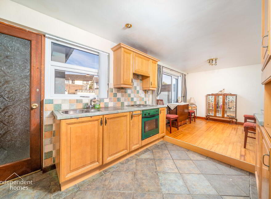 65 Linn Road, Larne, BT40 2BQ