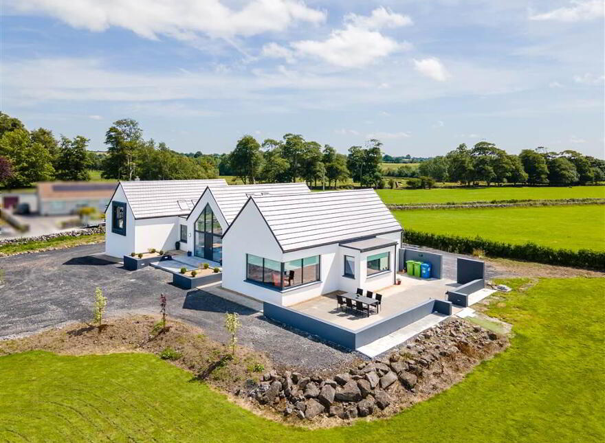 Clogher, Claremorris, F12P6Y6