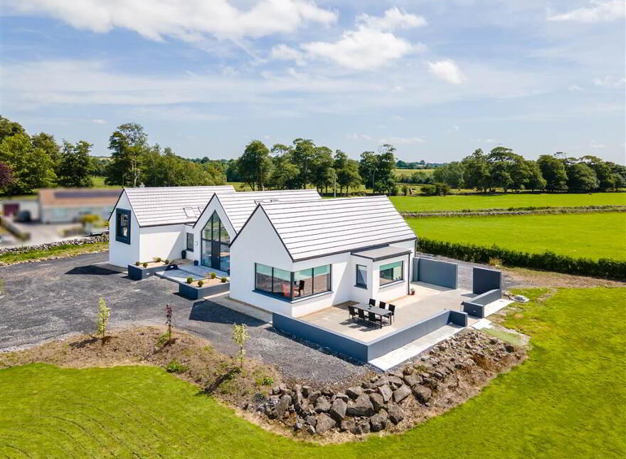 Clogher, Claremorris, F12P6Y6