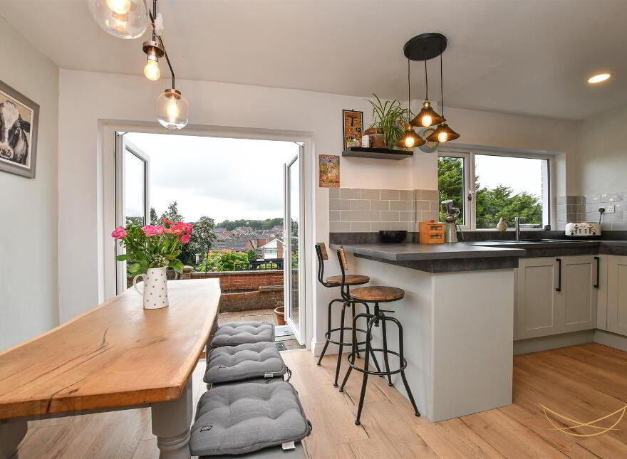 65 Burnthill Road, Newtownabbey, BT36 5JH