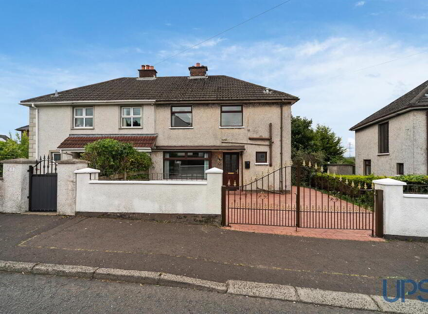 4 Killeen Park, Andersonstown, Belfast, BT11 8HH photo