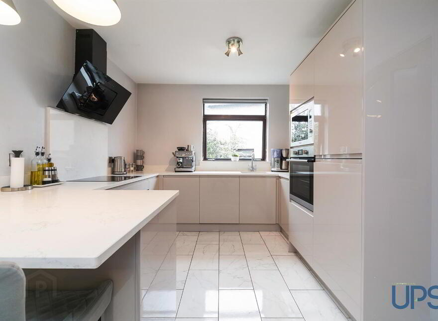 4 Killeen Park, Andersonstown, Belfast, BT11 8HH