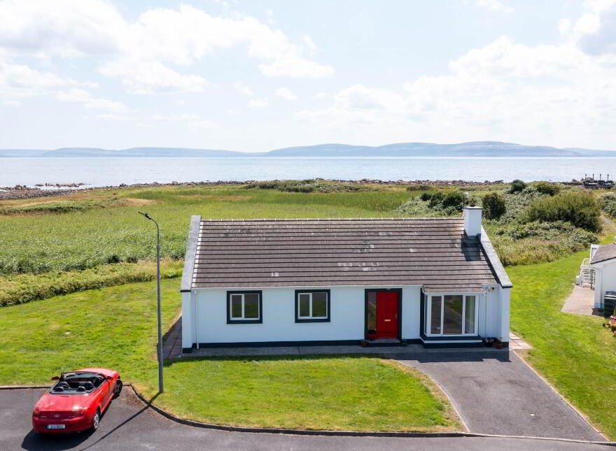 13 Barr Na Gcurragh, Furbo, Galway City, H91A0FP photo