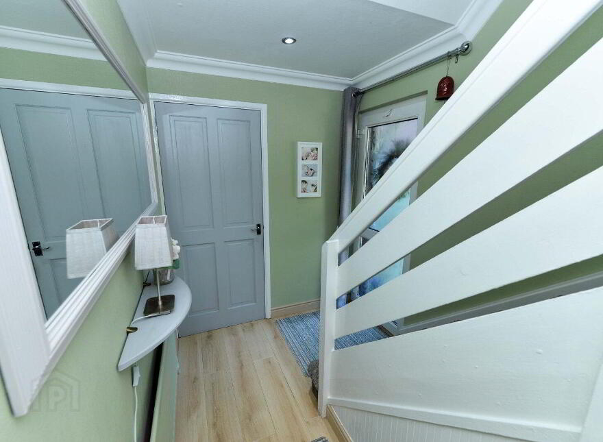 5 Humber Court, Belfast, BT4 1GQ