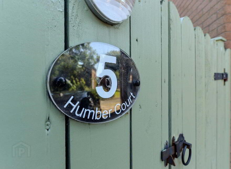 5 Humber Court, Belfast, BT4 1GQ