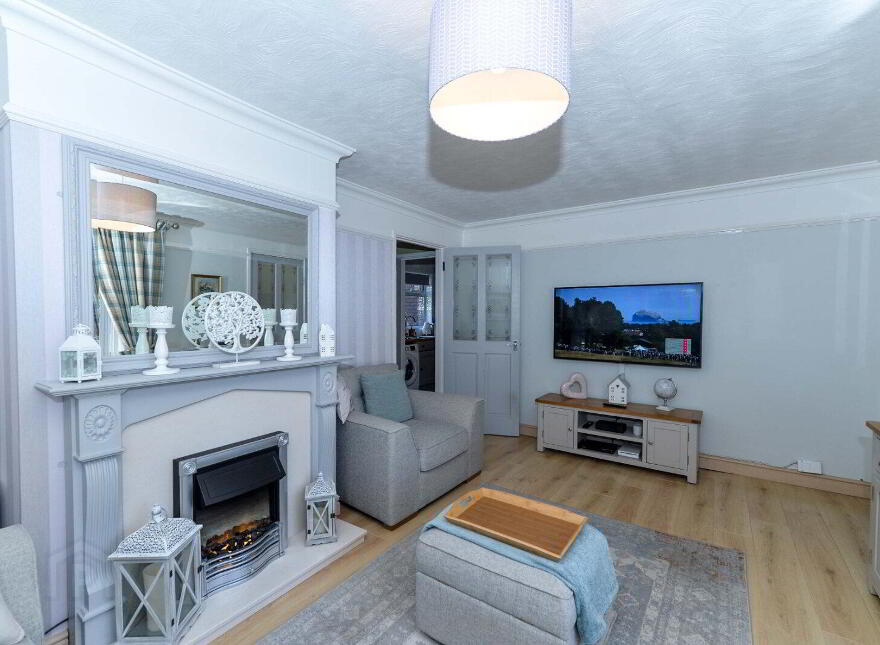 5 Humber Court, Belfast, BT4 1GQ