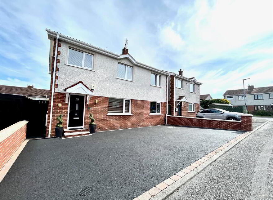 3 Audleys Close, Newtownards, BT23 8WF photo