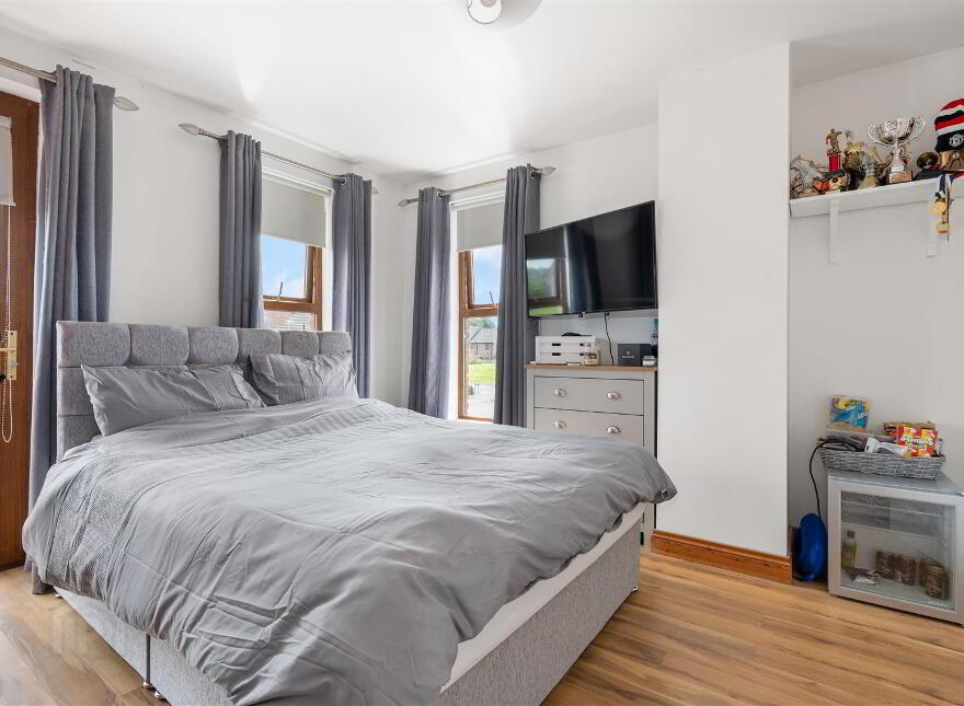 33 Millhouse Road, Antrim, BT41 2UP