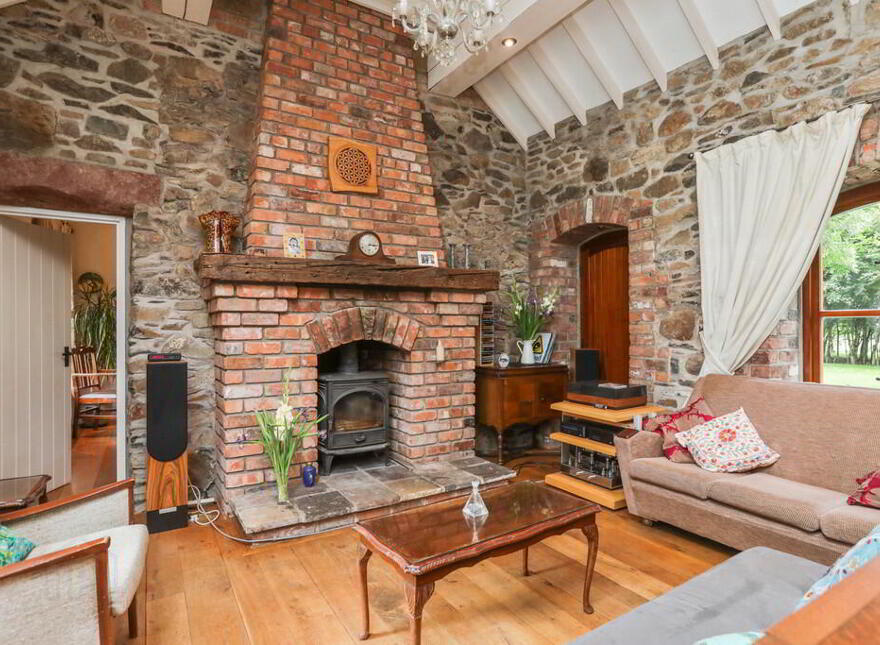 31 Cabra Road, Hillsborough, BT26 6NB