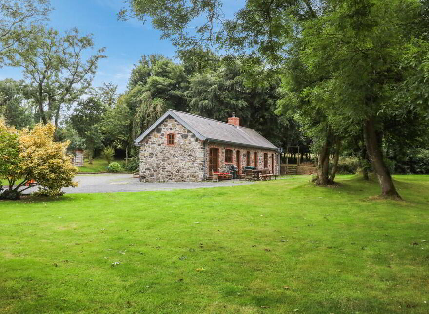31 Cabra Road, Hillsborough, BT26 6NB