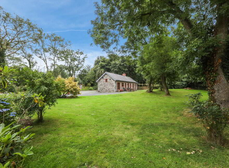 31 Cabra Road, Hillsborough, BT26 6NB