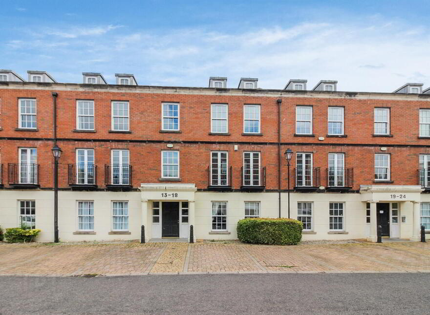 16 Rugby Square, Rugby Parade, Belfast, BT7 1PY photo