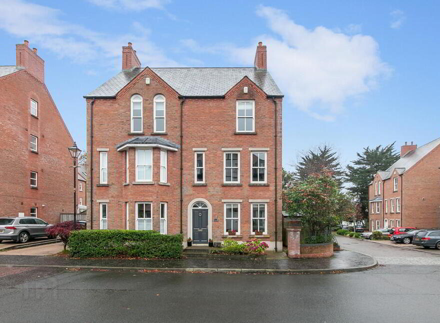 9 Danesfort Park South, Belfast, BT9 7RG photo