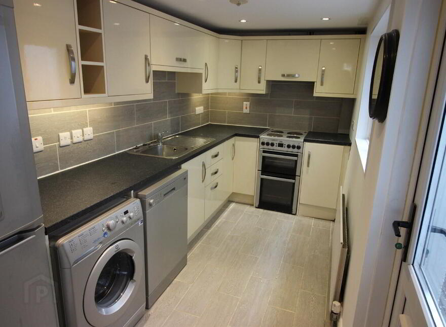 39 Windsor Road, Belfast, BT9 7FP