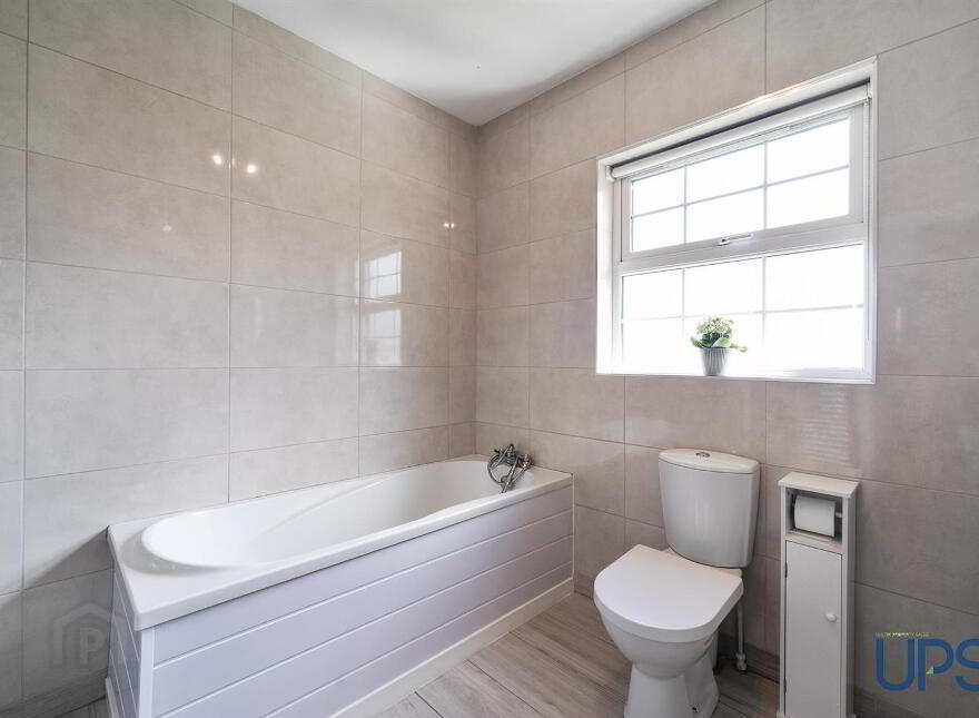 37 Mount Eagles Lodge, Belfast, BT17 0WU
