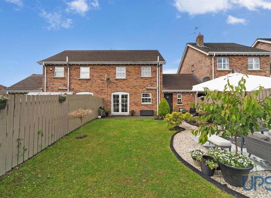 37 Mount Eagles Lodge, Belfast, BT17 0WU