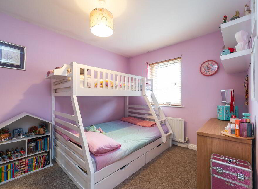 10 Lady Wallace Brae, Lisburn, BT28 3WN