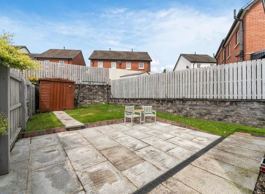 10 Lady Wallace Brae, Lisburn, BT28 3WN