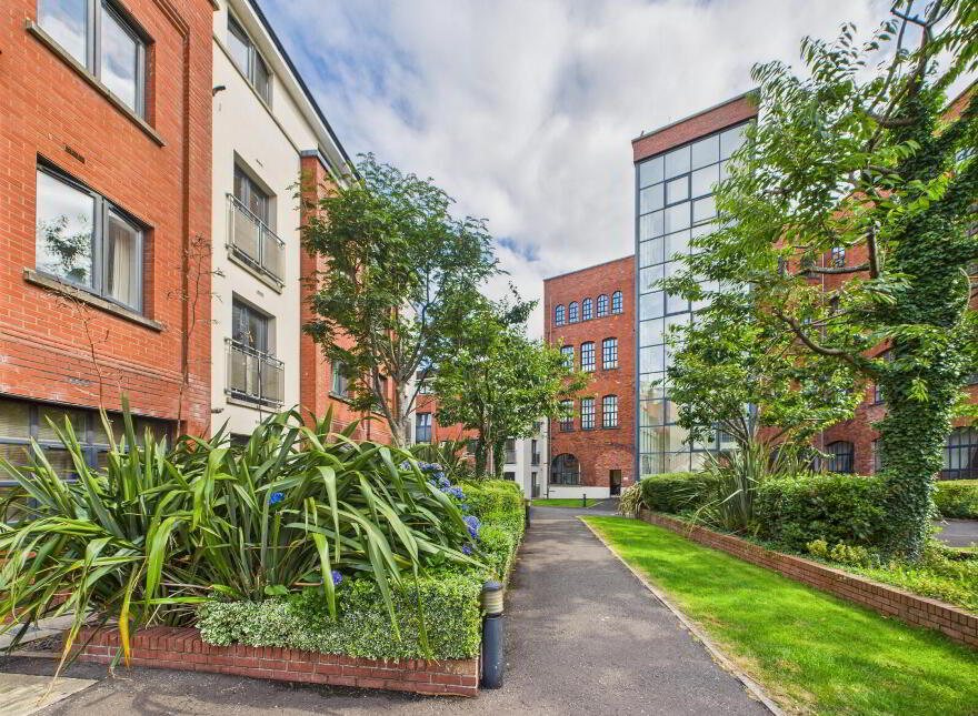 Apartment 13 Dunmore Building 32 Old Bakers Court, Belfast, BT6 8QX photo
