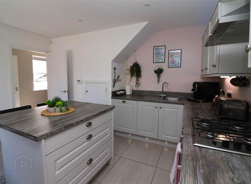 11 Ayrshire Manor, Brokerstown Road, Lisburn, BT28 2GJ