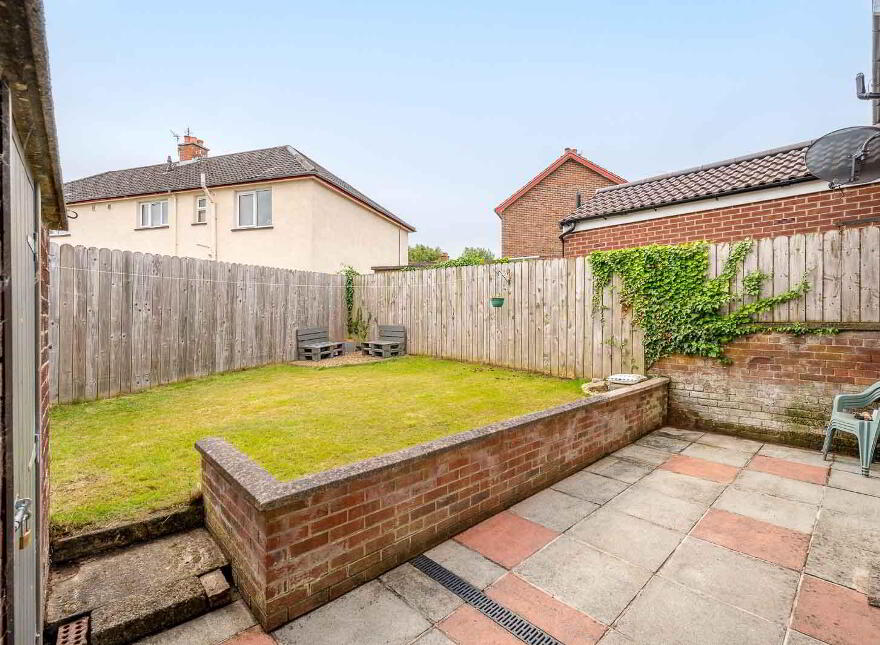 12 Glen Road, Castlereagh, Belfast, BT5 7JH