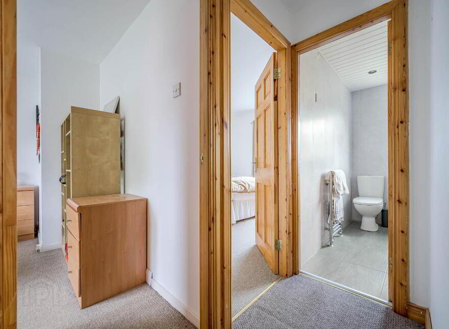 12 Glen Road, Castlereagh, Belfast, BT5 7JH