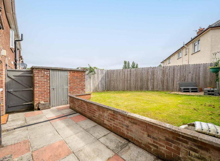 12 Glen Road, Castlereagh, Belfast, BT5 7JH