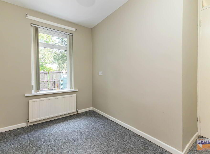 37 Rathvarna Avenue, Lisburn, BT28 2UZ