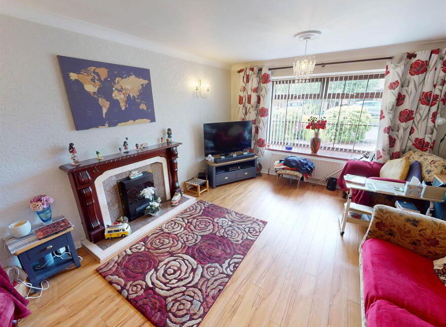 8 Kenilworth Grove, Lisburn, BT28 3UH