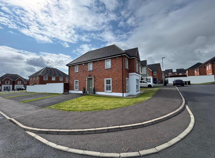 1 Foxton Park, Ballycraigy Road, Newtownabbey, BT36 5QG photo