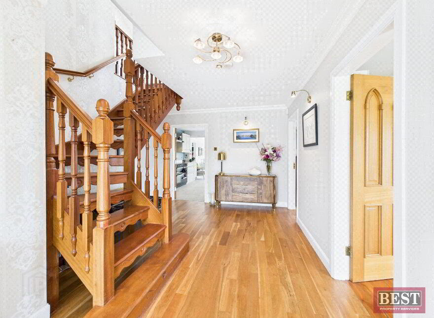 6 Cedar Mews, Warrenpoint, Newry, BT34 3FX