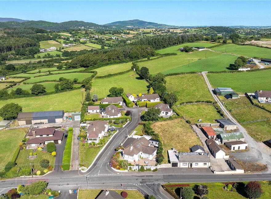 6 Cedar Mews, Warrenpoint, Newry, BT34 3FX