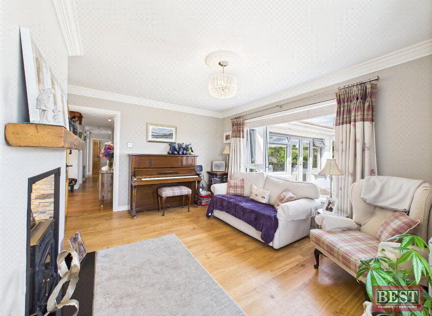 6 Cedar Mews, Warrenpoint, Newry, BT34 3FX