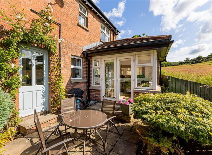 26 Edenderry Cottages, Belfast, BT8 8RY