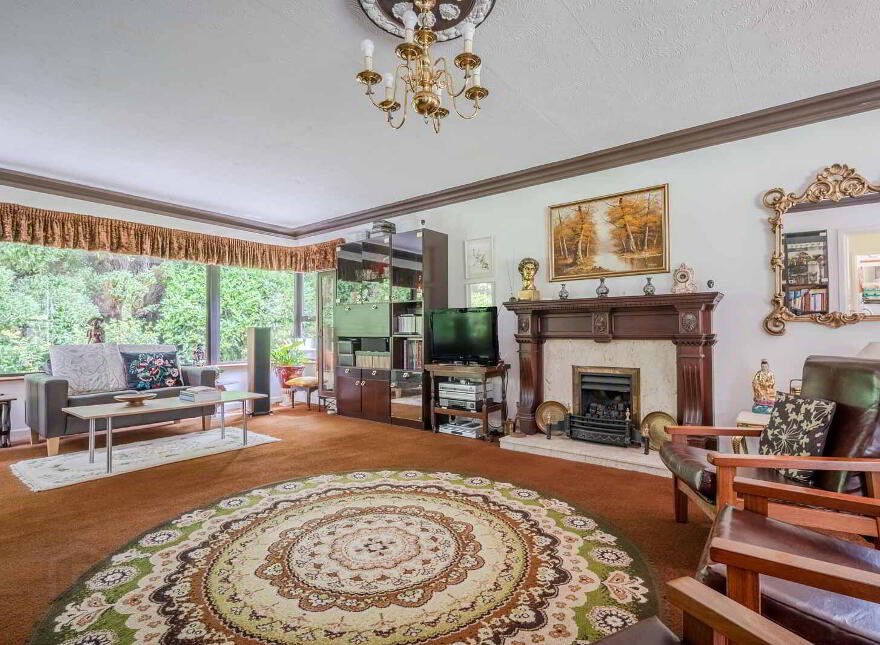 12a Circular Road West, Cultra, Holywood, BT18 0AT