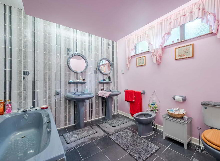 12a Circular Road West, Cultra, Holywood, BT18 0AT