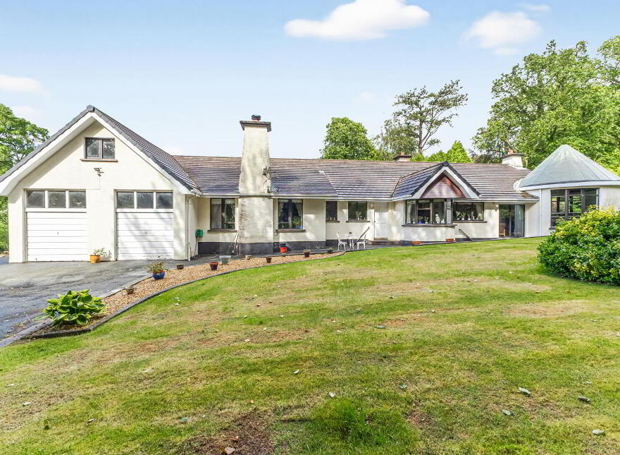 12a Circular Road West, Cultra, Holywood, BT18 0AT