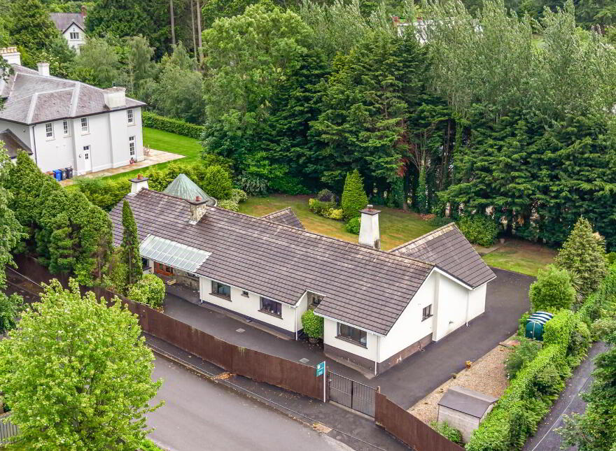 12a Circular Road West, Cultra, Holywood, BT18 0AT