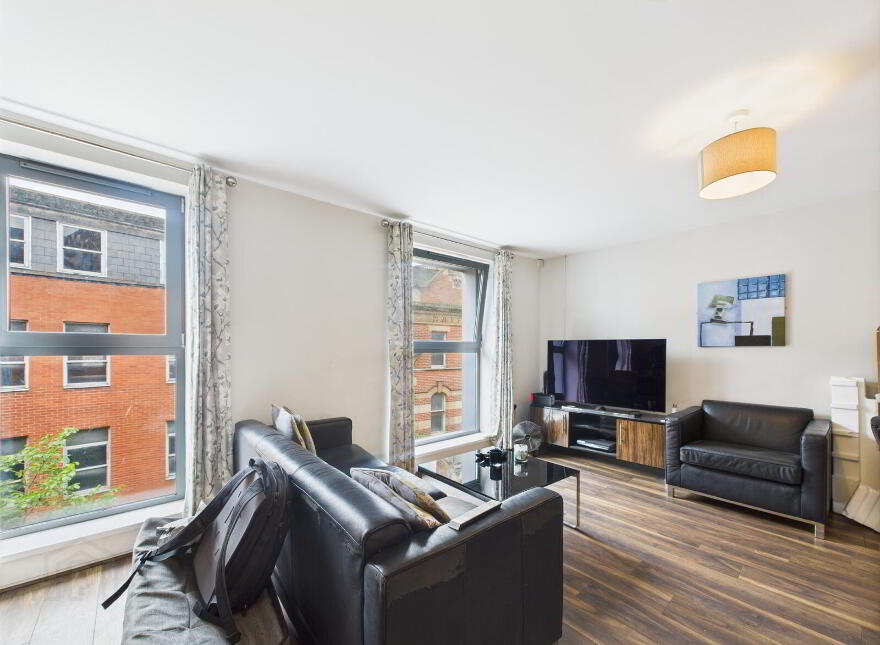 Apartment 202 2 William Street South, Belfast, BT1 4FJ photo