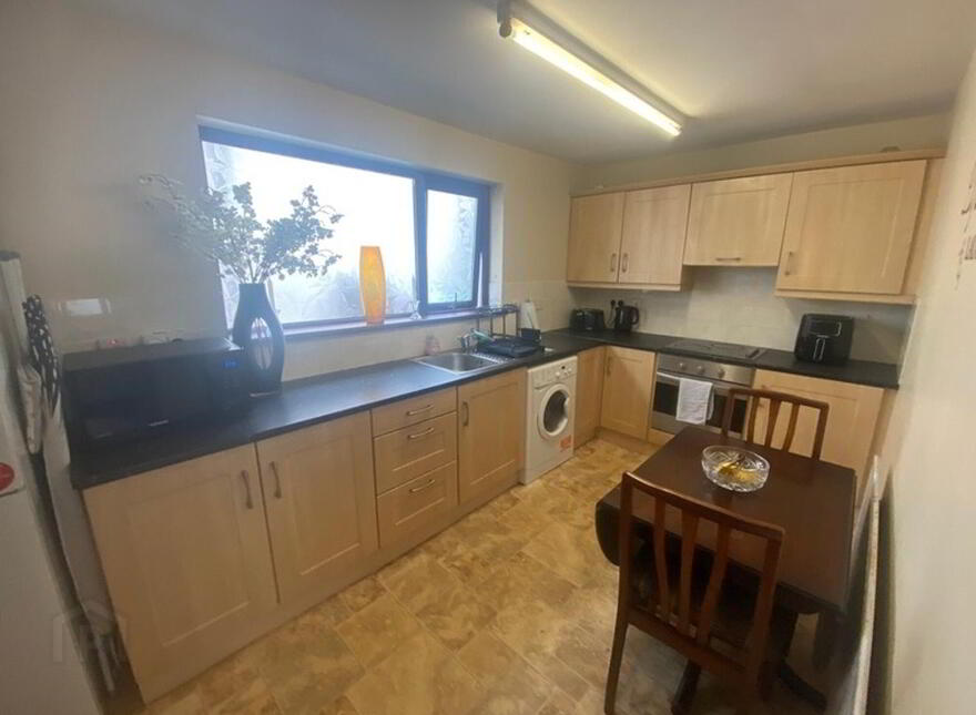 24 Warren Park Drive, Lisburn, BT28 1HF