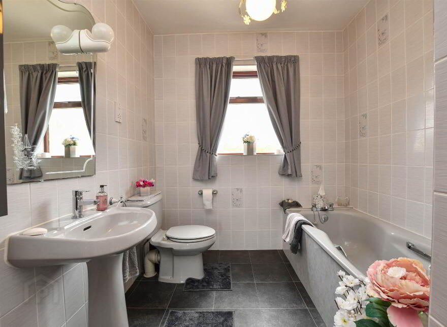 18 Ballywillin Road, Crossgar, Downpatrick, BT30 9LE