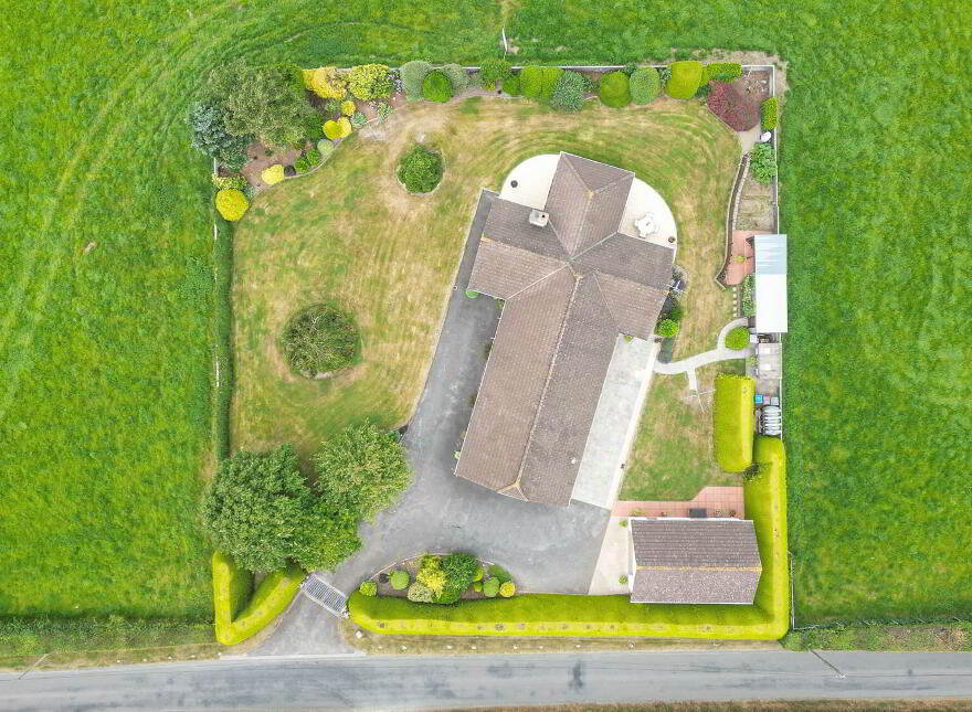 18 Ballywillin Road, Crossgar, Downpatrick, BT30 9LE