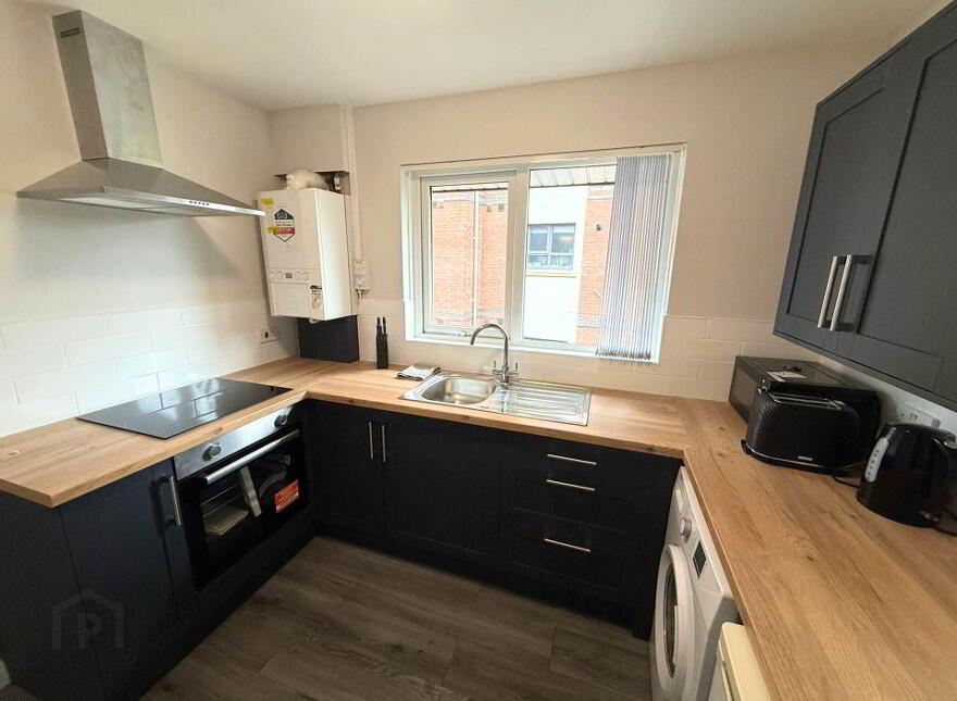 3 Glendale Court, Belfast, BT4 1TS photo