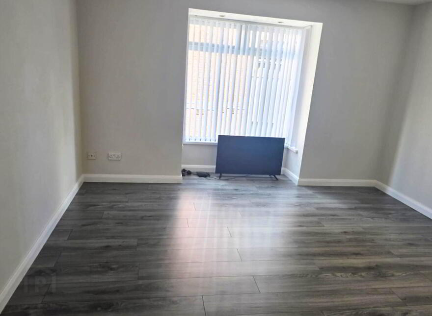3 Glendale Court, Belfast, BT4 1TS