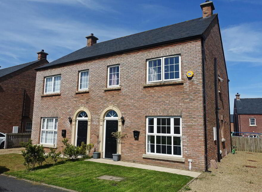 35 Cherrymount Green, Enniskillen, BT74 4GX photo