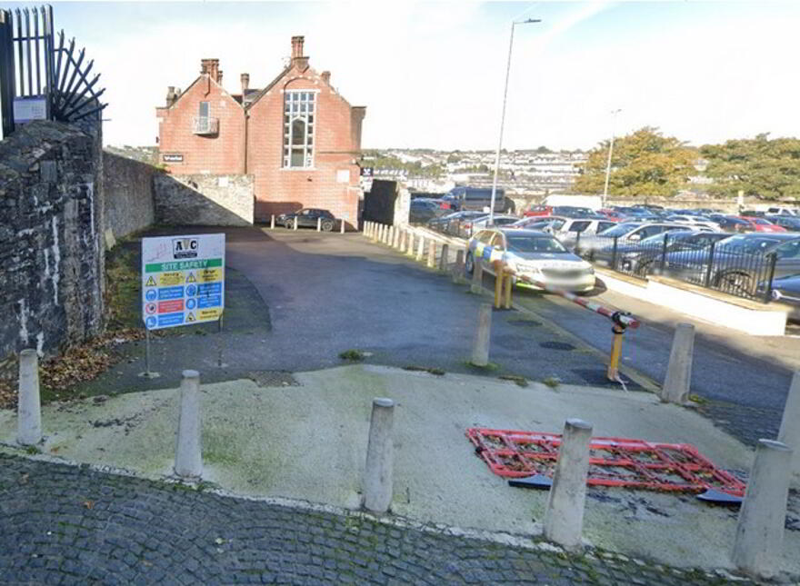 Stable Lane, Bishop Street, Derry, BT48 6PU photo