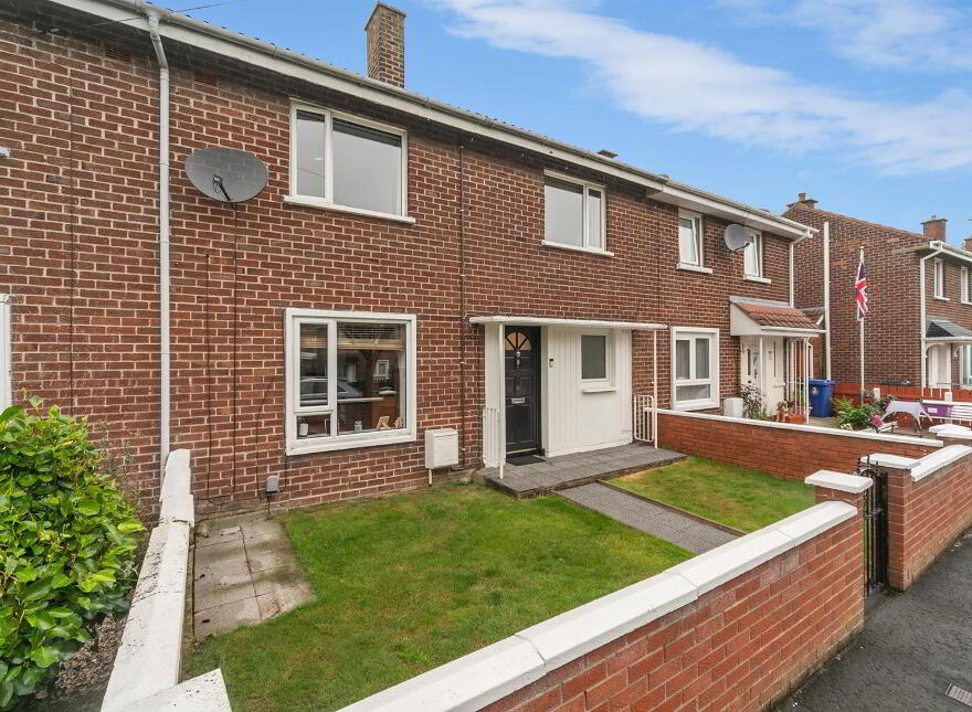 9 Knock Grove, Belfast, BT5 6GF