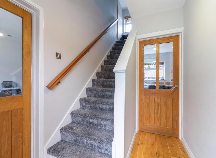 9 Knock Grove, Belfast, BT5 6GF