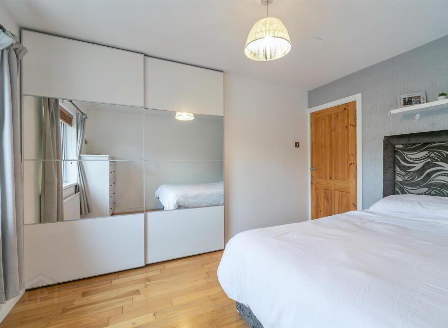 9 Knock Grove, Belfast, BT5 6GF